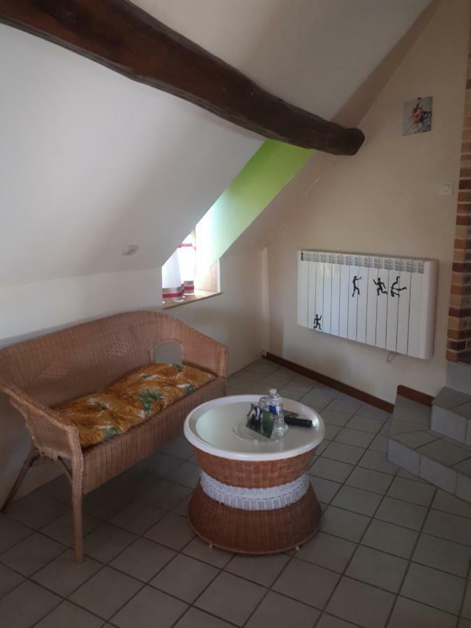Repos en Normandie Damville Exterior foto